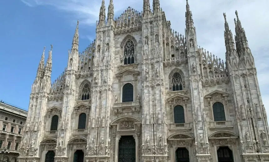 Duomo funerali Berlusconi e1746968896944