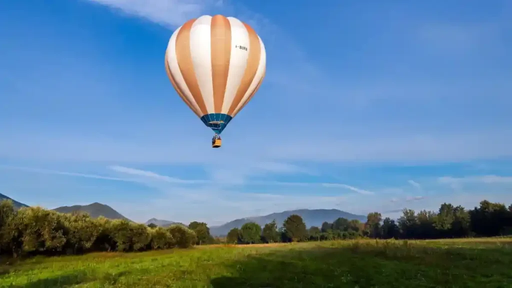 Volare sull’Arte, Alife tra le mete del volo in mongolfiera sulla Valle del Volturno 2 volo sullarte alife 3