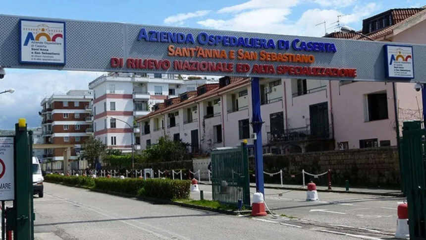 ingresso ospedale Caserta