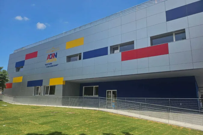 All'AORN Caserta nuovo blocco operatorio con robot chirurgico 2 Aorn Caserta Edificio Piastra Operatoria