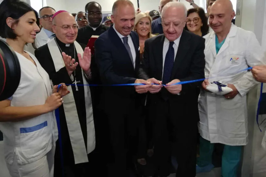 Aorn Caserta Il taglio del nastro