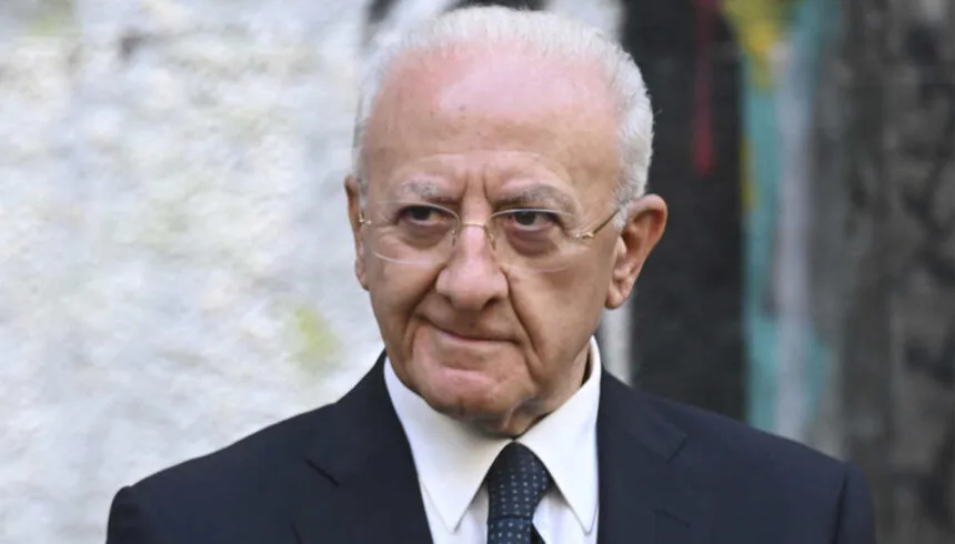 vincenzo de luca, de luca, sfrantummati