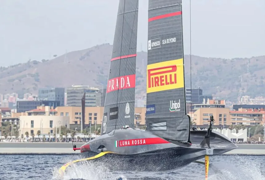 Luna Rossa 1 1