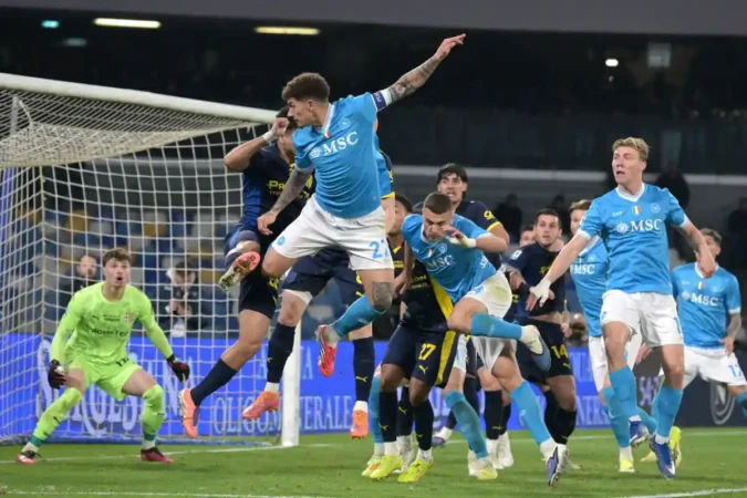 Il Napoli sbatte contro il muro del Parma, pari a reti inviolate al Maradona 3 Di Lorenzo Napoli