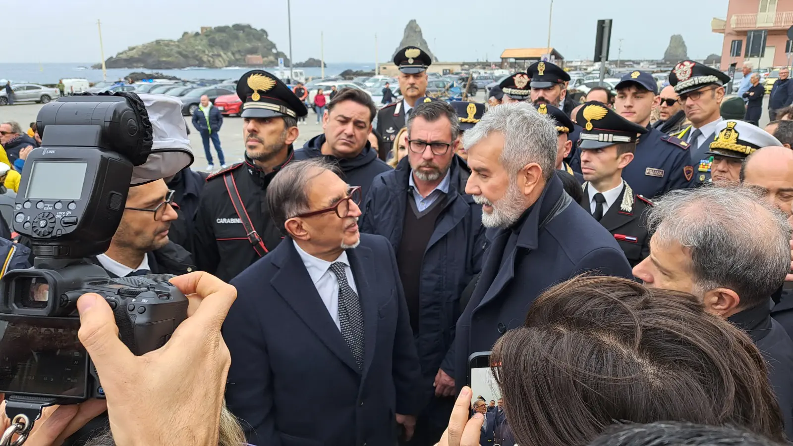 Maltempo, sopralluogo di La Russa nei comuni colpiti del Messinese e del Catanese “Subito gli aiuti, l’estate è alle porte” 3 LaR