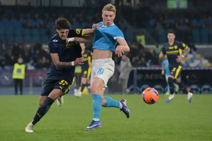 Il Napoli sbatte contro il muro del Parma, pari a reti inviolate al Maradona 2 Rasmus Hojlund Napoli