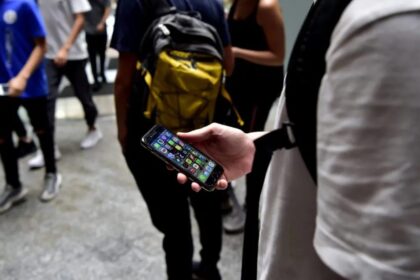 Giovani Smartphone