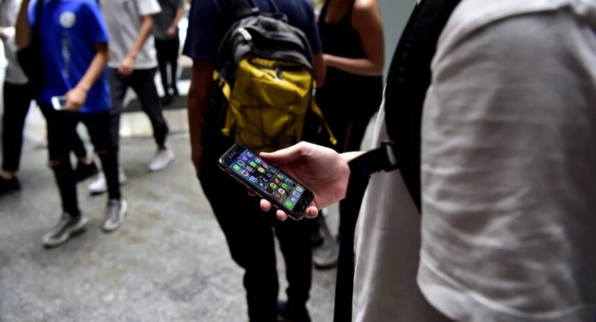 Giovani Smartphone